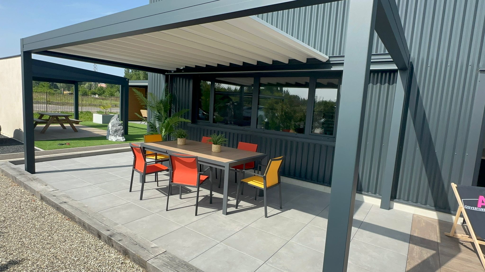 pergola à toiture rétractable