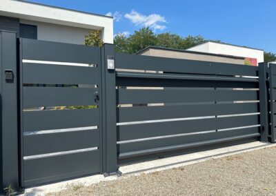 Collection ACTUEL' | Gamme Axihome | Double portail coulissant